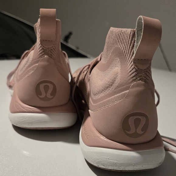 lululemon athletica Women's Chargefeel Mid Workout shoe in Mink Berry - Picture 3 of 6